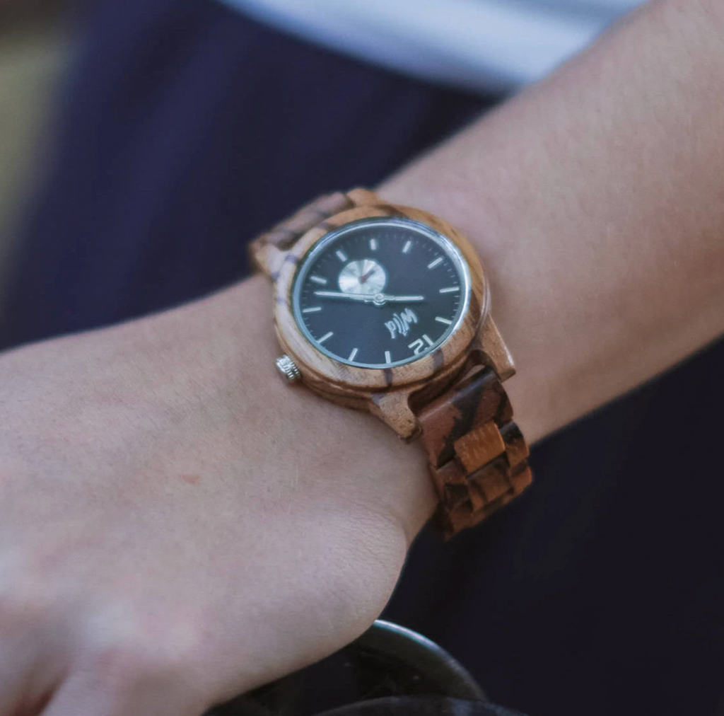 Watch for woman, Wood Watch.