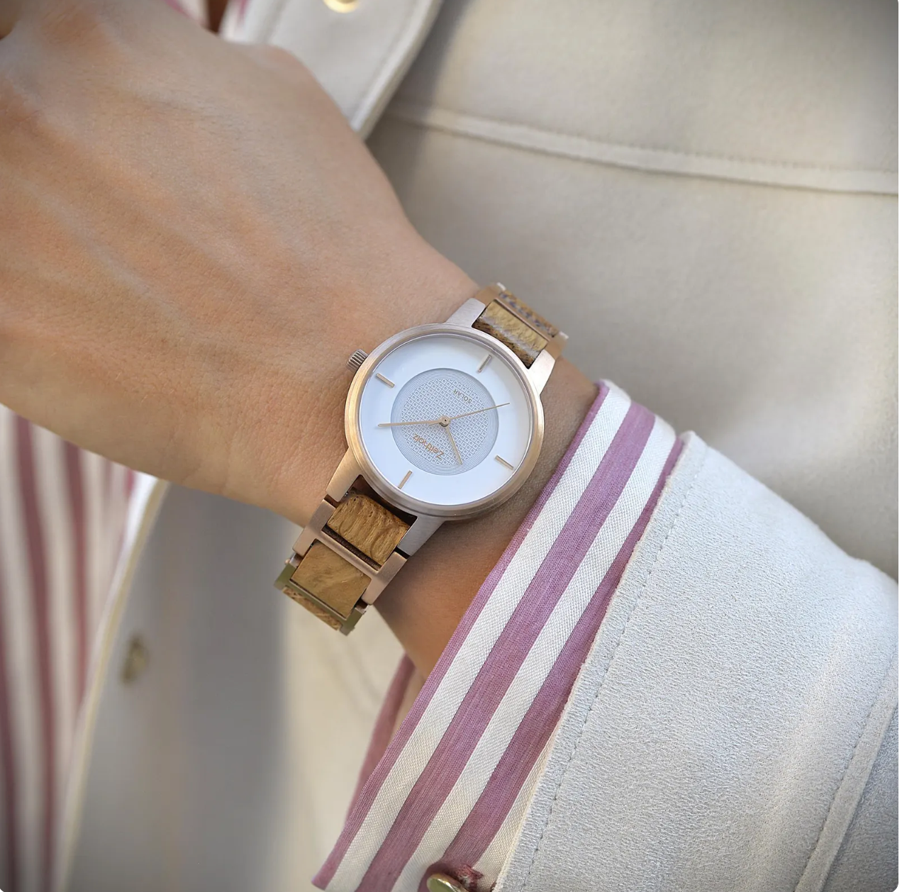 Gift with Engraving - Women's Wooden Watch.